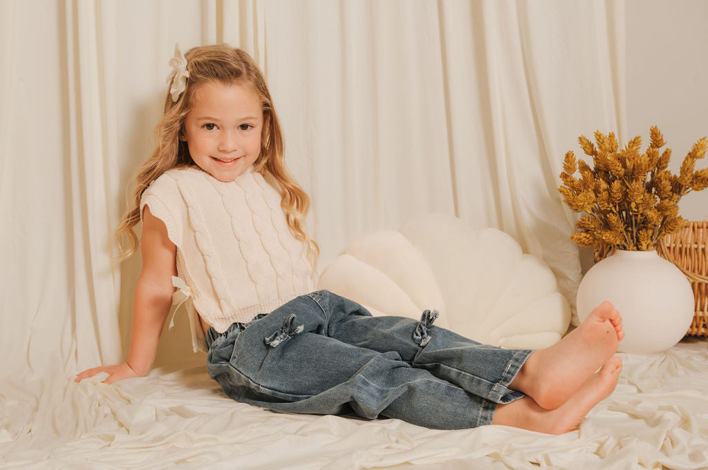 Girl's Knitted Vest
