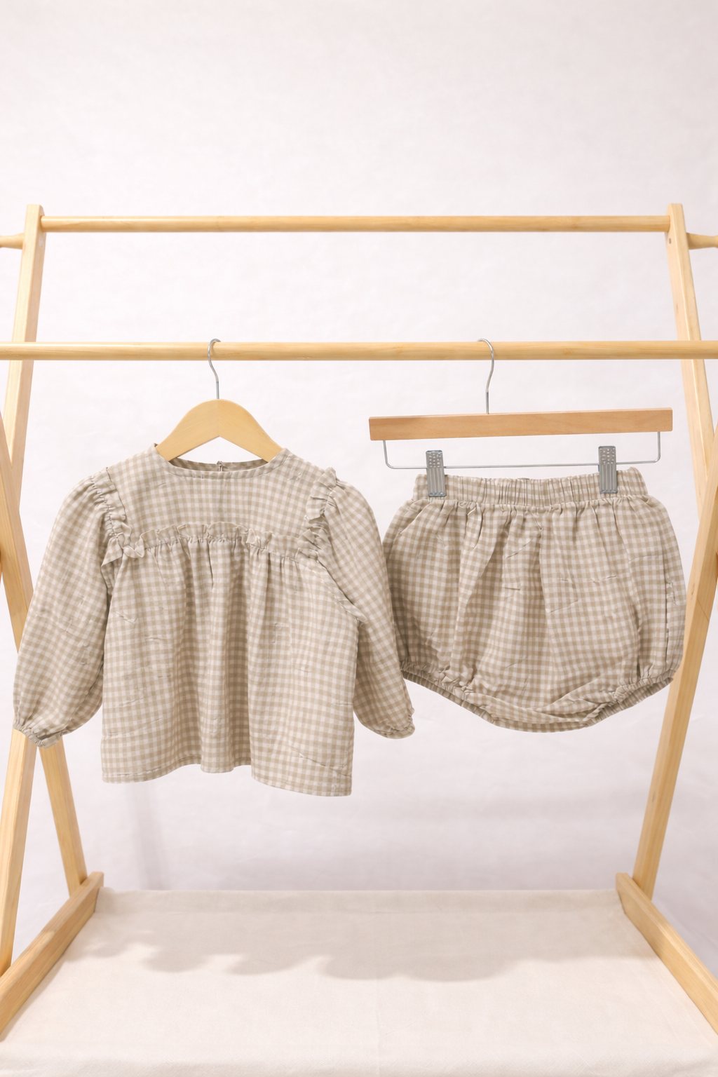 Gingham Classic Set